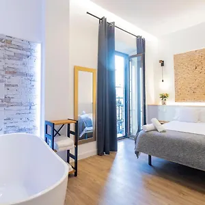 Deluxe Sevilla
